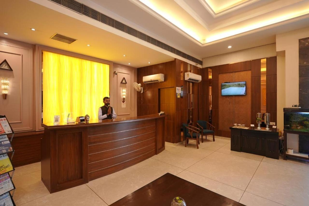 Click Hotel Kohinoor, Ludhiana Exterior foto